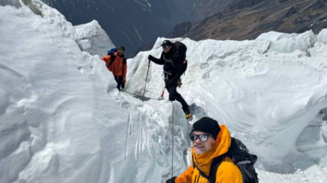 hill-peak-climbing-meghalaya-tour-1