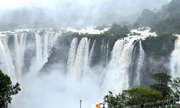 A Tour to Kunchika Falls Meghalaya