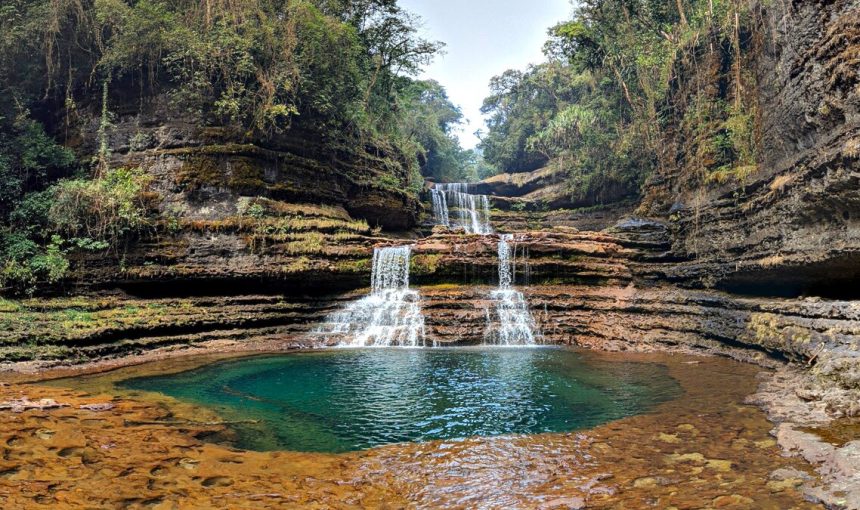 Exploring Cherrapunji’s Best Tourist Spots: Taxi Hire and Car Booking for Sohra’s Majestic and Wah Sadong Falls